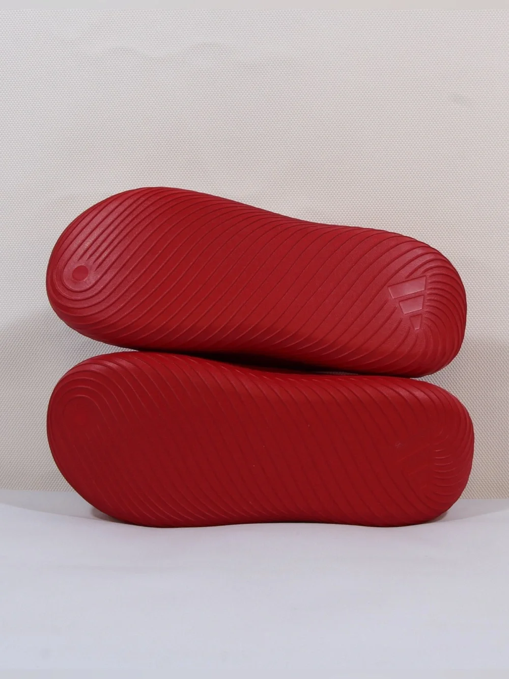 Adidas Men’s Red & White Purechill Slide KI0063 NWT NIB